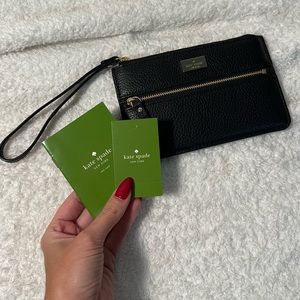 Kate Spade Highland Place Wristlet